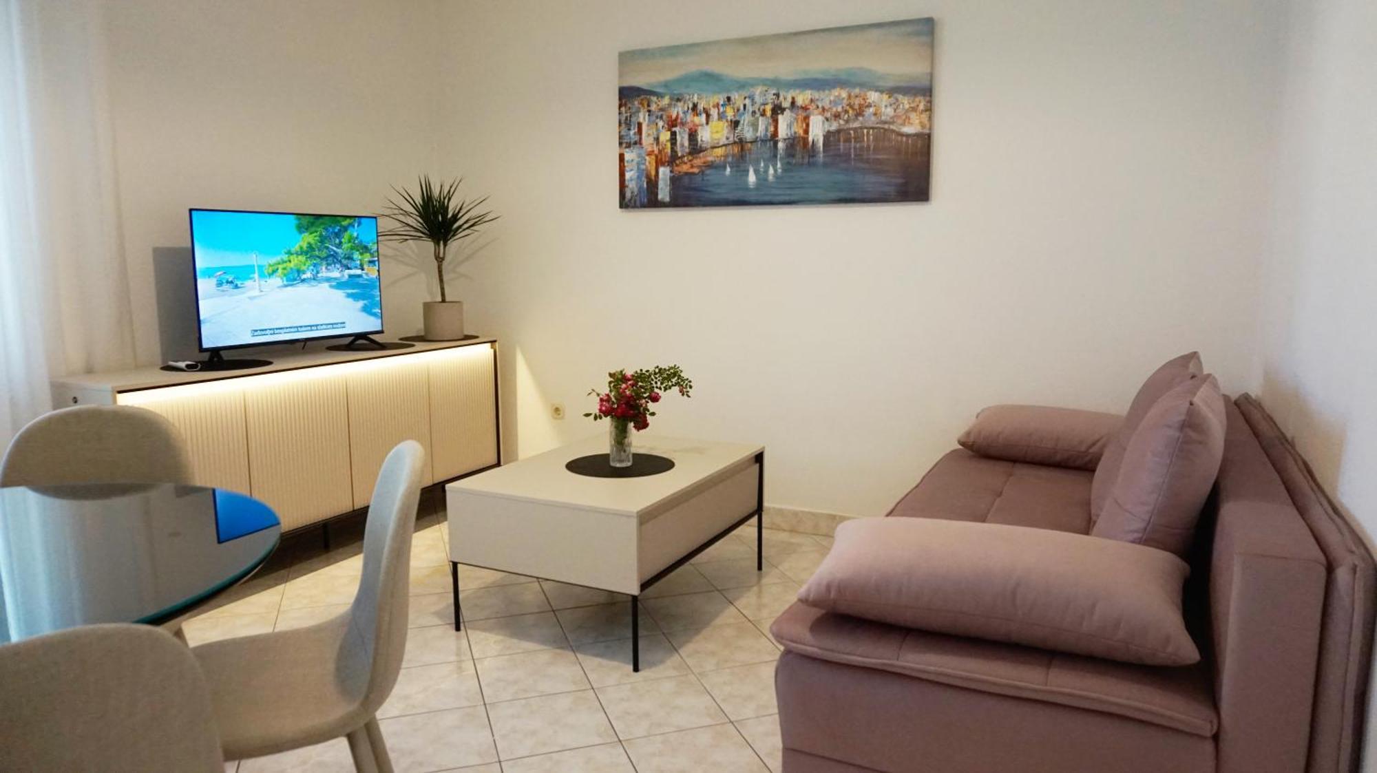 Krasna Apartment *